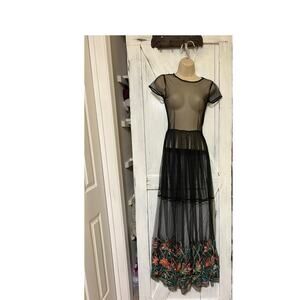 Boohoo Embroidered Maxi Dress - Full Skirt